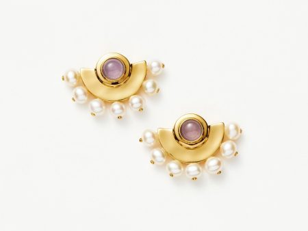 Limited Edition Zenyu Fan Pearl Stud Earrings Fashion