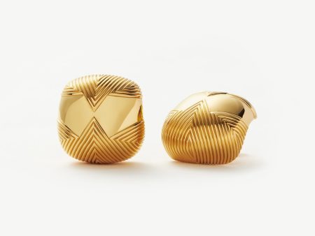 Hera Oversized Dome Ridge Stud Earrings Discount