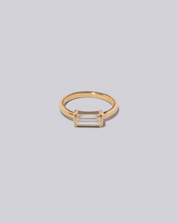 Vibrato Ring Fashion